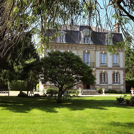 Manoir Le Mesnil Bed & Breakfast Saint-Martin-aux-Chartrains Exterior photo