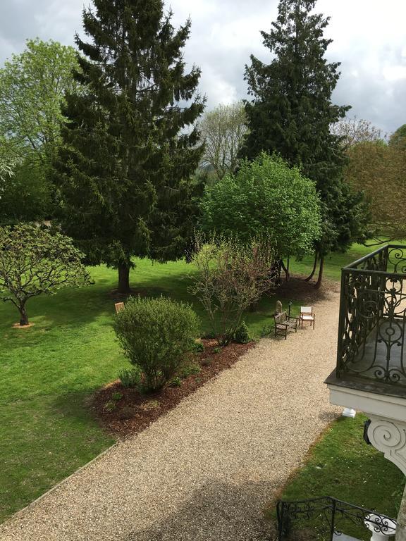Manoir Le Mesnil Bed & Breakfast Saint-Martin-aux-Chartrains Exterior photo