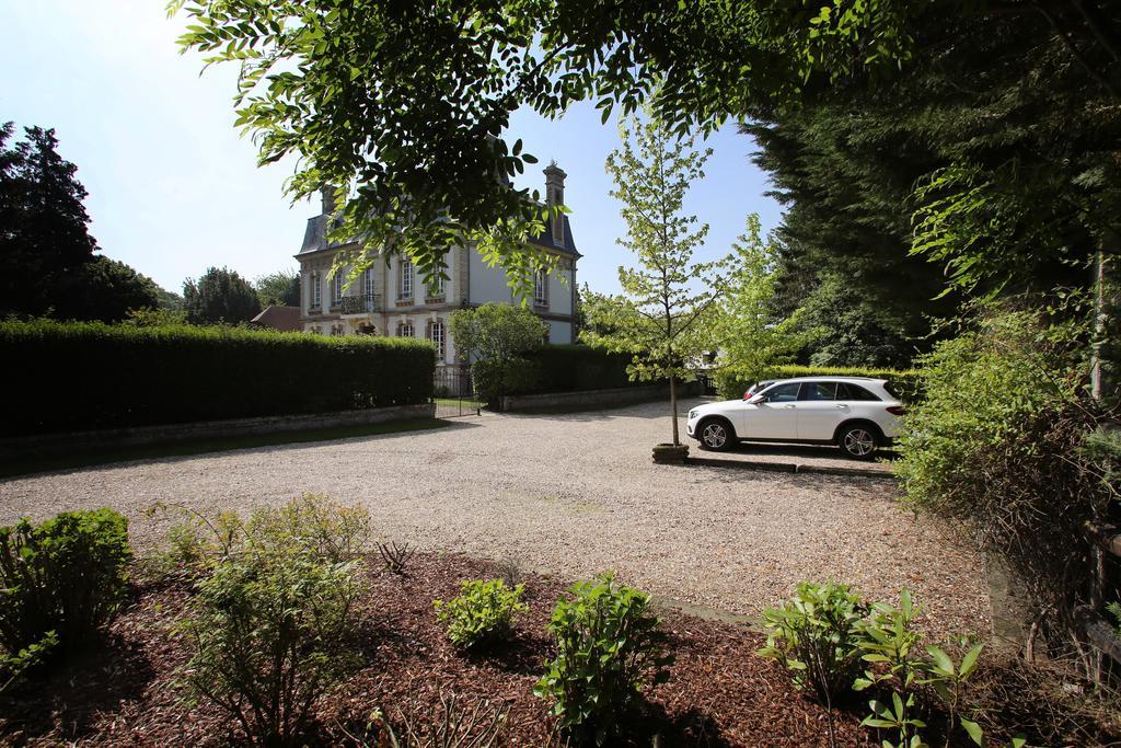 Manoir Le Mesnil Bed & Breakfast Saint-Martin-aux-Chartrains Exterior photo